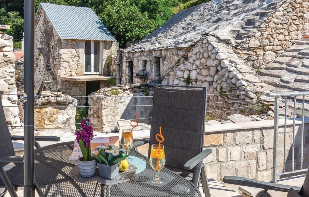 Villa Kristina - Ferienhaus Baska Voda - Topici, Private Outdoor Swimmingpool, Wifi Exterior foto